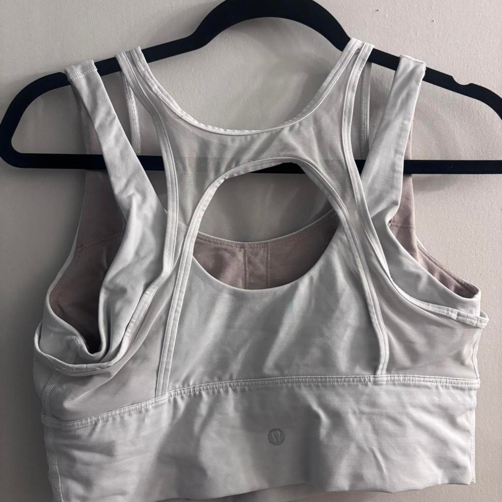 White Lululemon Sport Bra - Picture 4 of 4